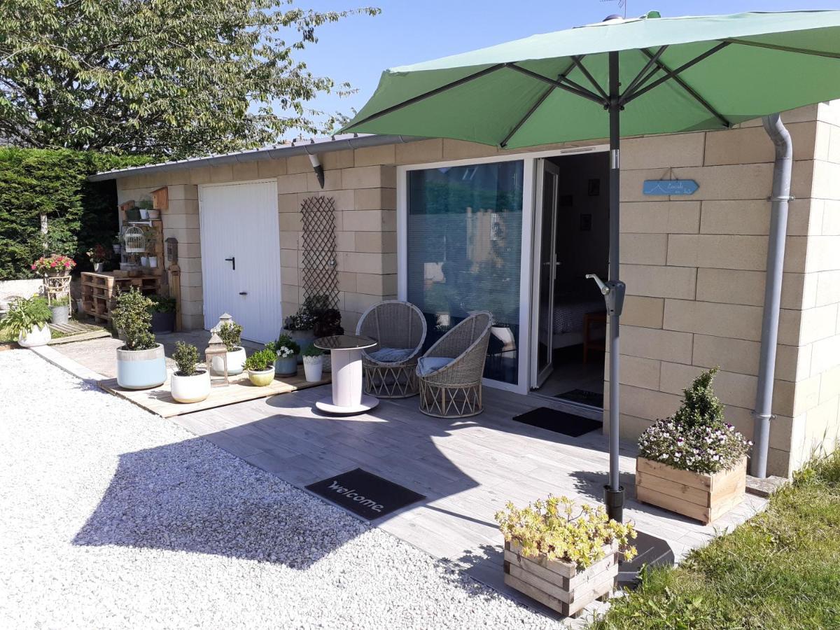 Bed and Breakfast Escale En Baie. Pontaubault Esterno foto